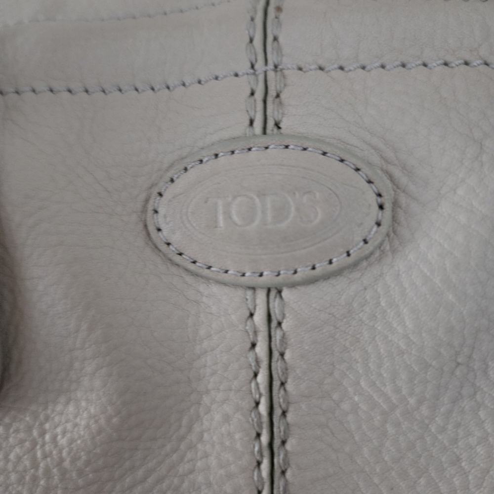 Authentic Tods - Picture 3 of 11